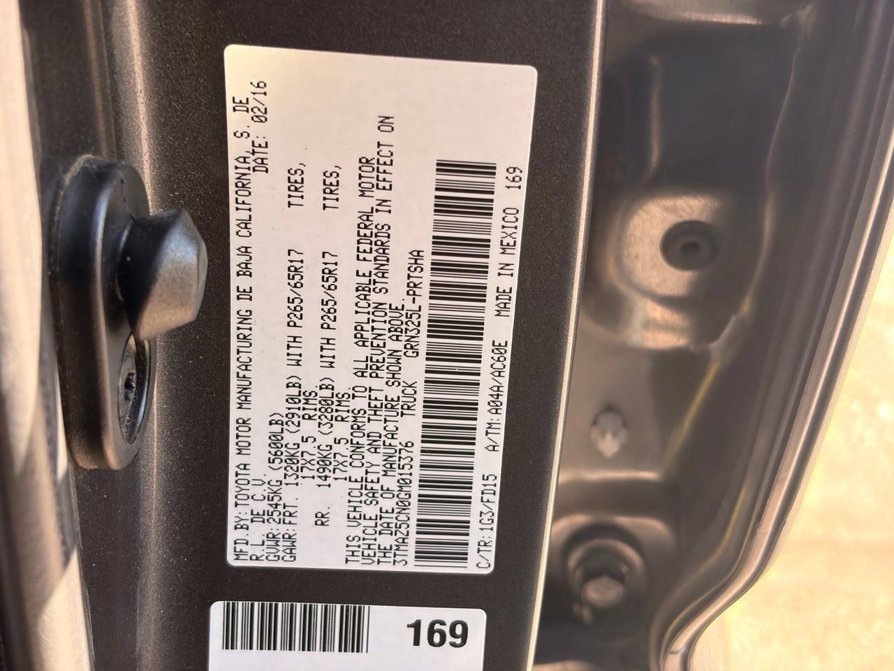Used 2016 Toyota Tacoma TRD Sport w/ Towing Package RWD image 30