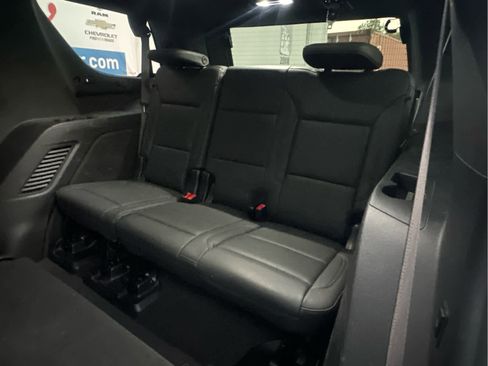Used 2023 Chevrolet Tahoe LT w/ Luxury Package image 38