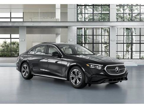 New 2026 Mercedes-Benz E 350 4MATIC Sedan image 11