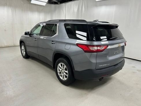 Used 2020 Chevrolet Traverse LT AWD/4WD image 9