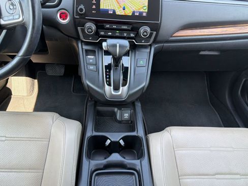 Used 2018 Honda CR-V Touring image 17