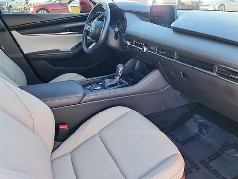 Used 2019 MAZDA MAZDA3 AWD Sedan w/ Select Package image 18