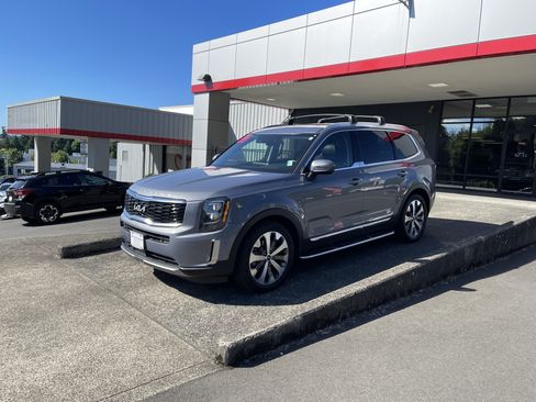 Used 2022 Kia Telluride EX w/ EX Premium Package AWD/4WD image 4