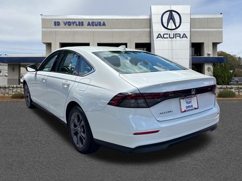 Used 2023 Honda Accord EX image 7
