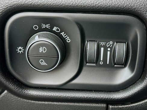 Used 2024 RAM 2500 Laramie w/ Safety Group image 17