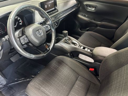 Used 2024 Honda HR-V Sport image 4
