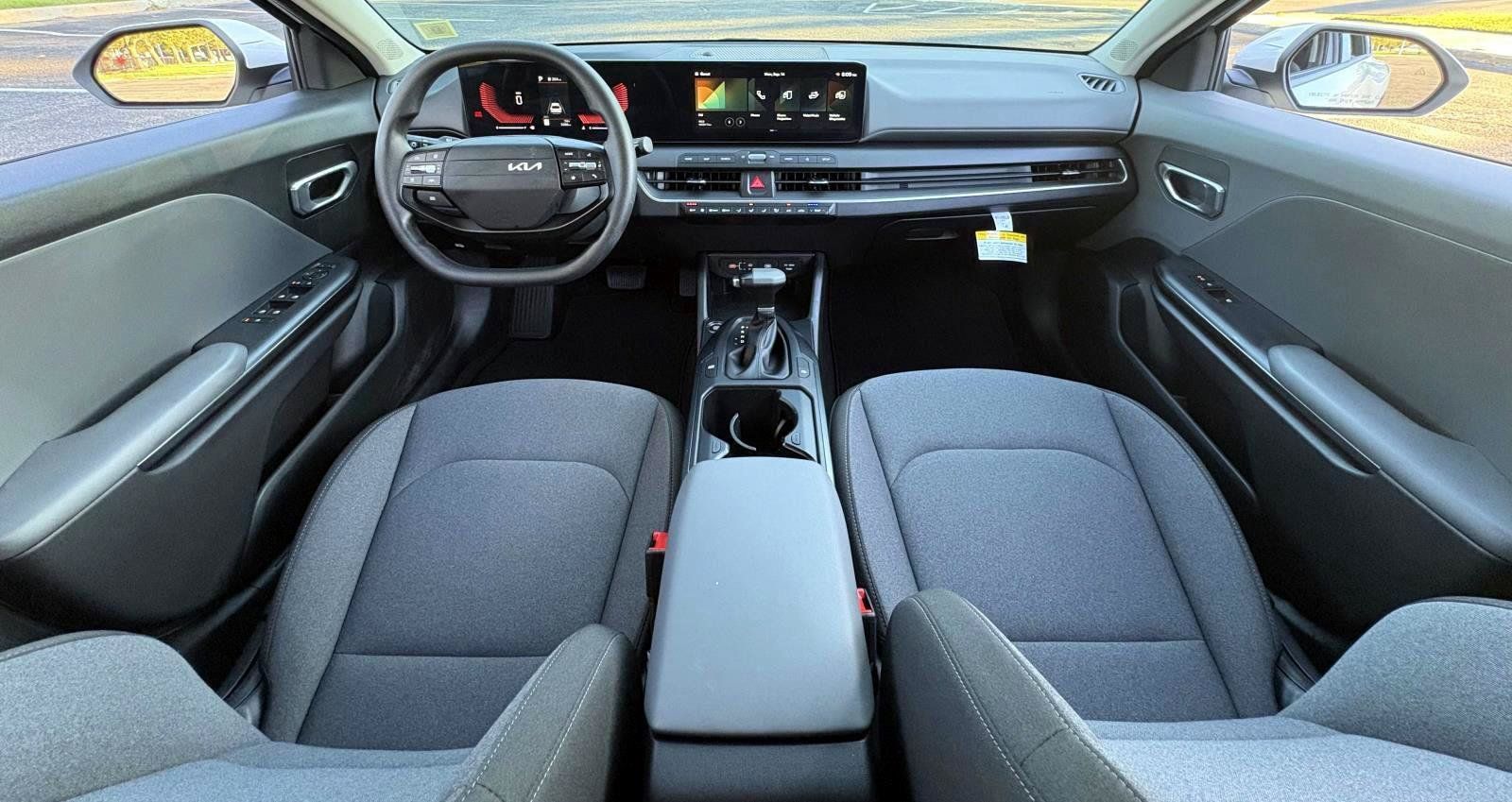 Certified 2025 Kia K4 FWD image 19