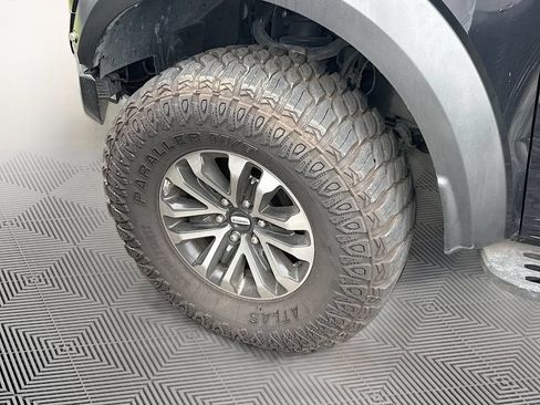Used 2020 Ford F150 Raptor w/ Equipment Group 801A Mid AWD/4WD image 34