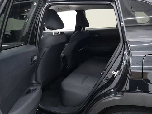 Used 2024 Toyota Corolla Cross LE FWD image 24