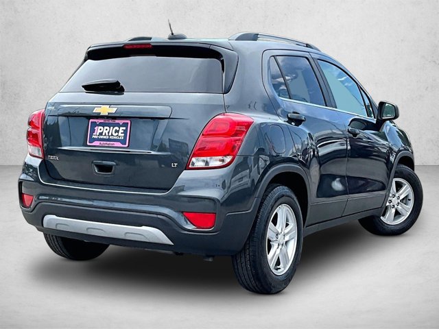Used 2018 Chevrolet Trax LT FWD image 2