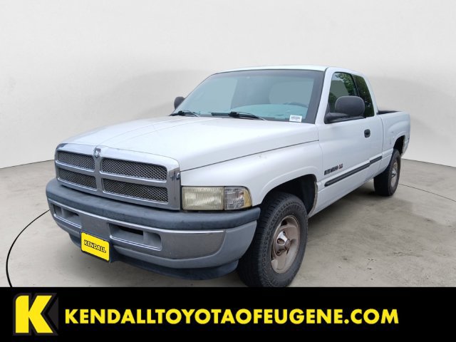Used 2001 Dodge Ram 1500 Truck 2WD Quad Cab image 2