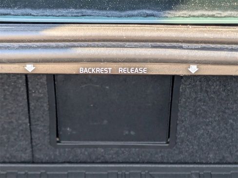 Used 2018 Volvo S60 T5 Dynamic w/ Protection Package image 22