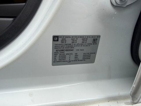 Used 2016 GMC Sierra 1500 SLE w/ SLE Value Package image 30