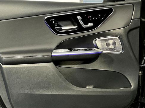 New 2026 Mercedes-Benz GLC 300 4MATIC image 11
