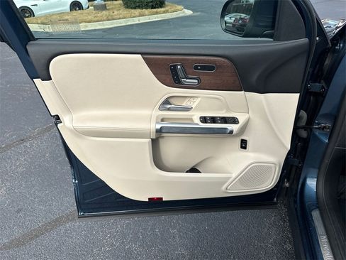 Certified 2023 Mercedes-Benz GLB 250 GLB 250 image 10