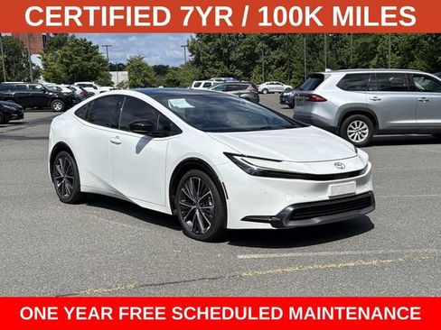 Used 2025 Toyota Prius Limited FWD image 1
