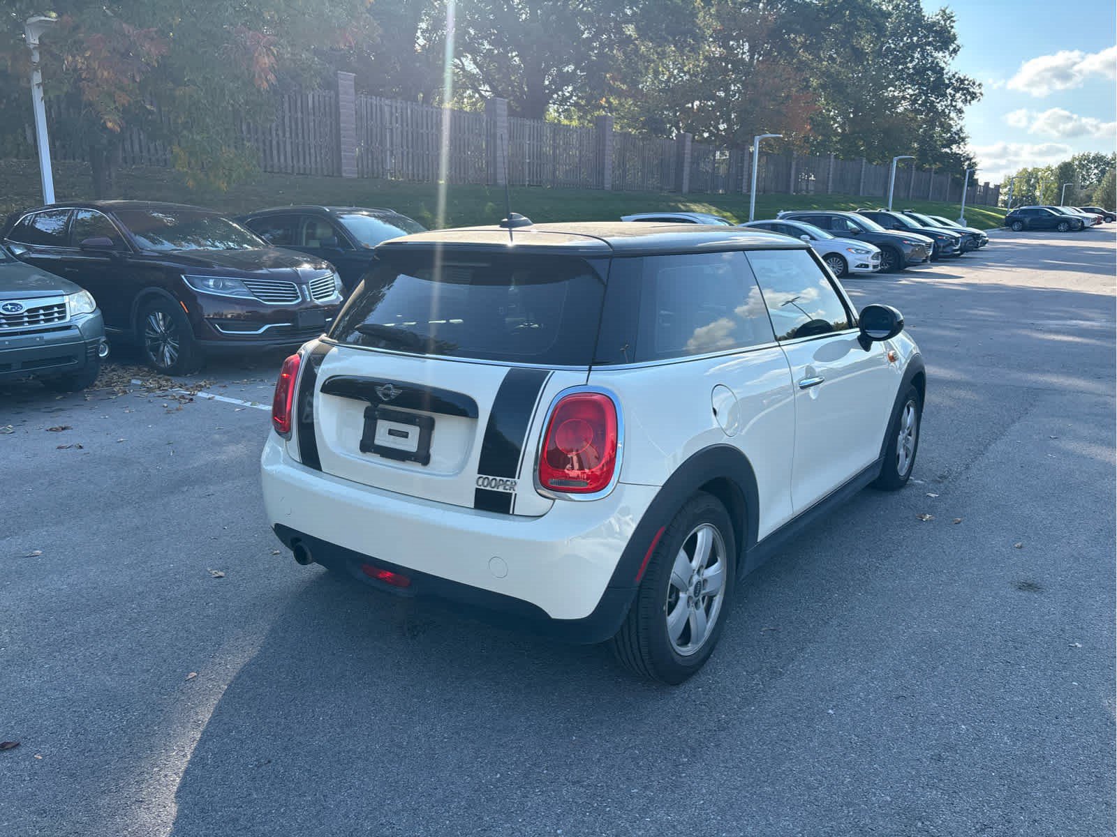 Used 2017 MINI Cooper 2-Door Hardtop FWD image 4