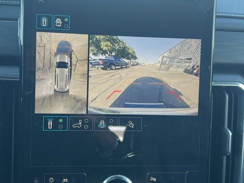 Used 2024 GMC Acadia Elevation image 6