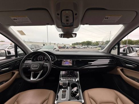 Used 2020 Audi Q7 3.0T Premium AWD/4WD image 17