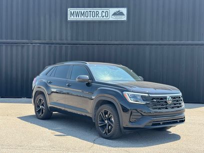 Used 2025 Volkswagen Atlas Cross Sport SEL R-Line
