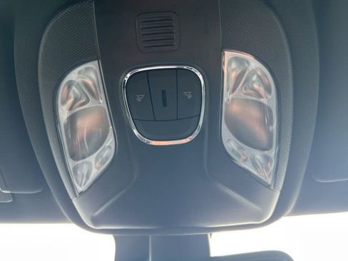 Used 2023 Jeep Compass Altitude image 14