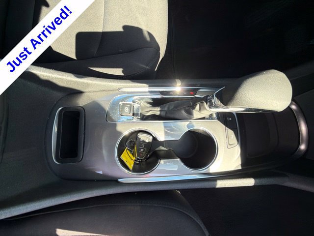 Used 2025 Chevrolet Malibu LT FWD image 24