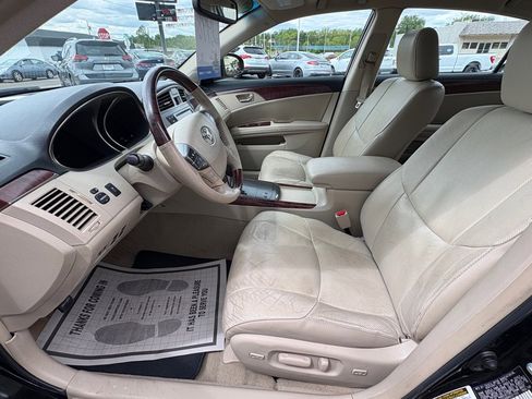 Used 2011 Toyota Avalon Limited FWD image 8
