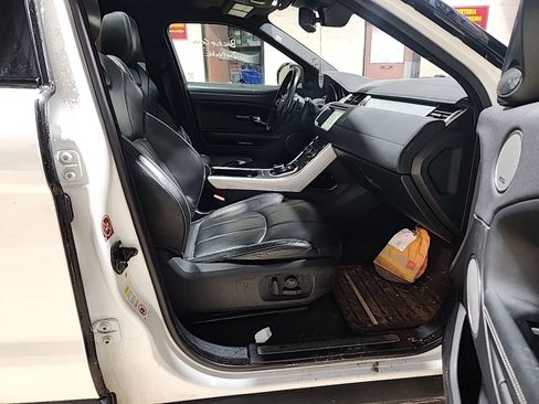 Used 2017 Land Rover Range Rover Evoque HSE image 8