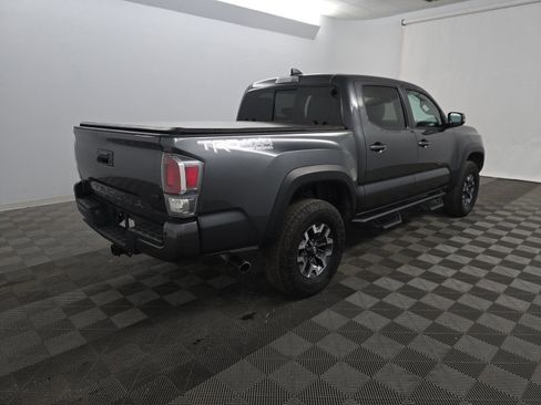 Used 2023 Toyota Tacoma TRD Off-Road image 4
