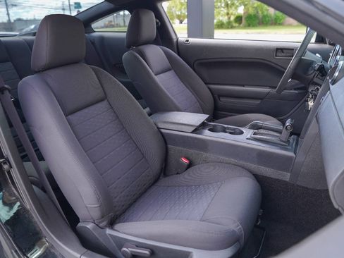 Used 2007 Ford Mustang GT image 19