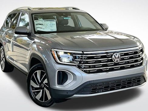 New 2026 Volkswagen Atlas SEL image 12