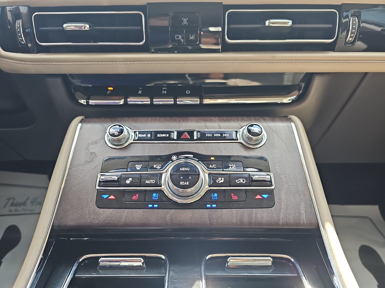 Used 2022 Lincoln Aviator Reserve w/ Equipment Group 201A AWD/4WD image 24