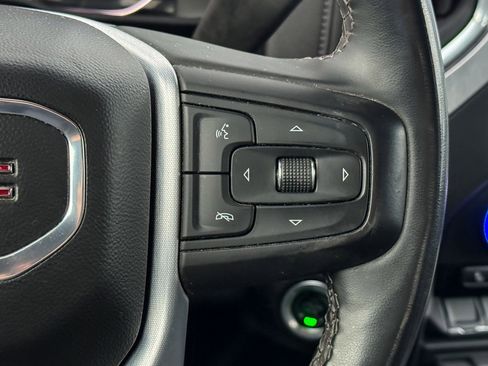 Used 2023 GMC Sierra 2500 SLT w/ SLT Premium Package image 17