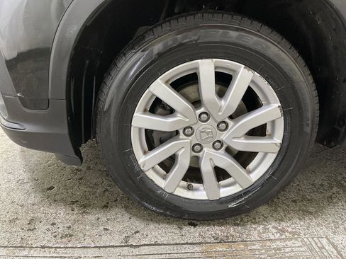 Certified 2019 Honda Pilot LX image 10