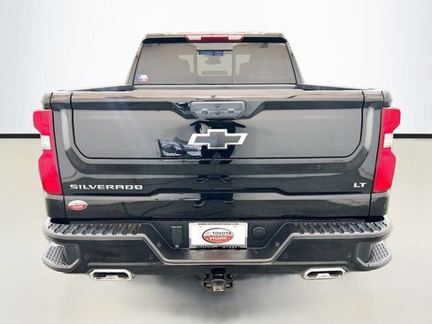 Used 2025 Chevrolet Silverado 1500 LT Trail Boss w/ LT Trail Boss Premium Package AWD/4WD image 5