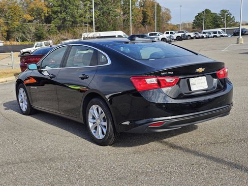 Used 2024 Chevrolet Malibu LT image 11