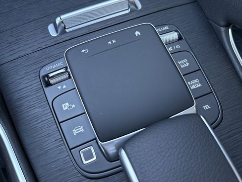 New 2026 Mercedes-Benz GLE 350 4MATIC image 40