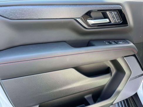 New 2026 GMC Yukon XL AT4 Ultimate AWD/4WD image 21