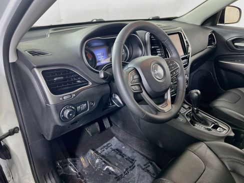 Used 2022 Jeep Cherokee Limited AWD/4WD image 9