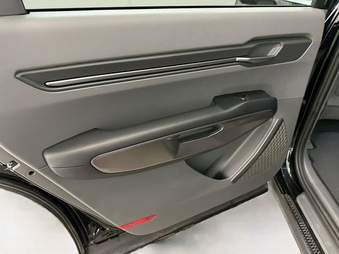 Used 2024 Kia EV9 Wind image 28