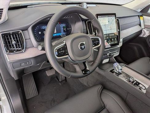 New 2026 Volvo XC90 T8 Ultra w/ Lounge Package image 3