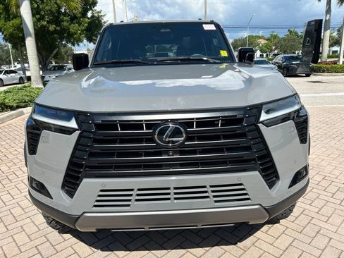 Certified 2024 Lexus GX 550 AWD/4WD image 8