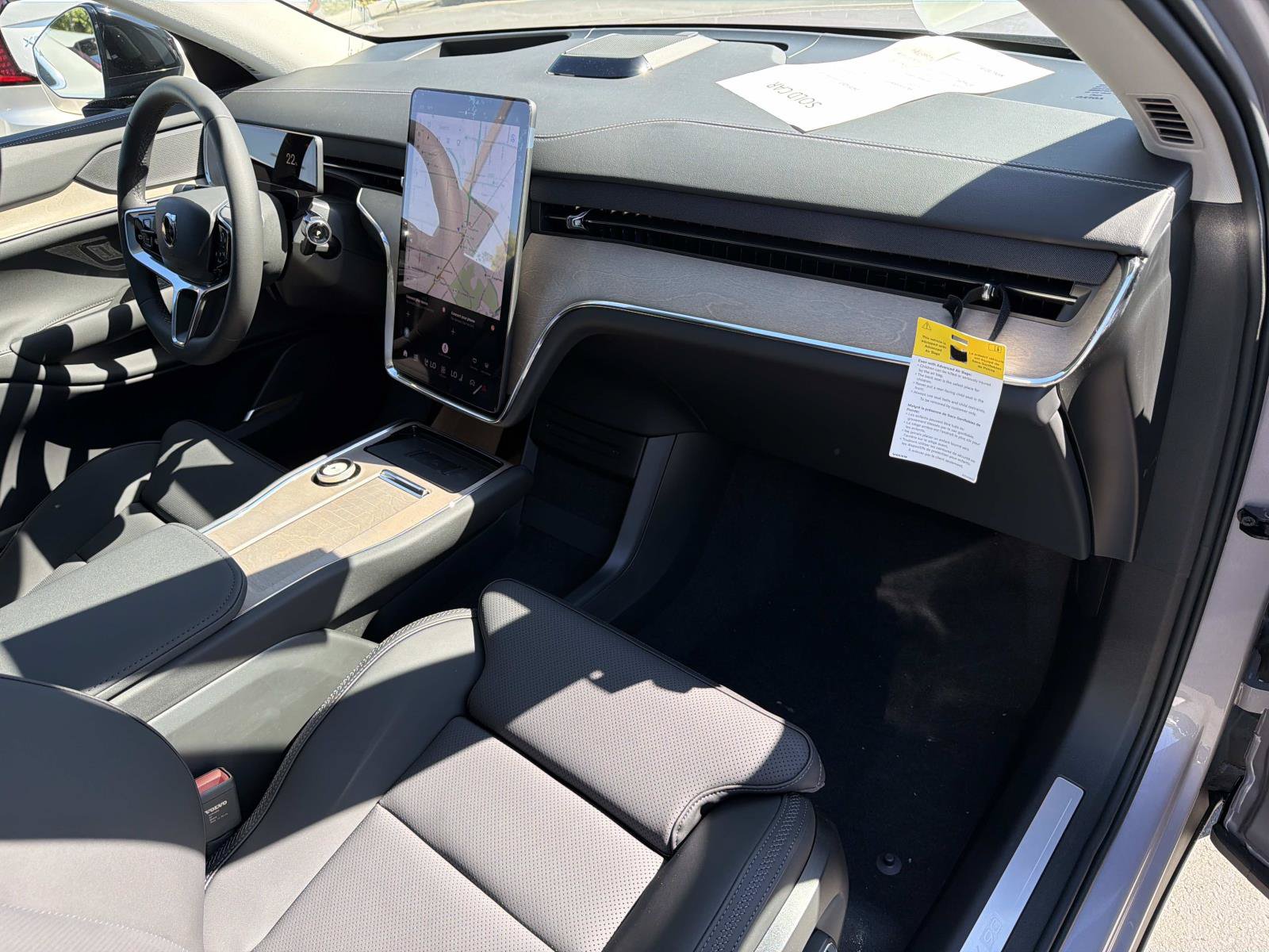 New 2026 Volvo EX90 Plus AWD/4WD image 23