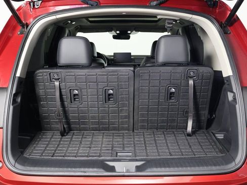 Used 2025 Honda Pilot Elite image 15