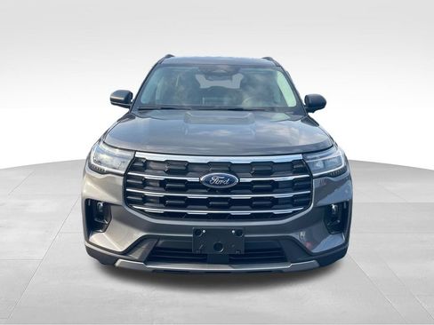 New 2026 Ford Explorer Active w/ Active Comfort Package RWD image 8