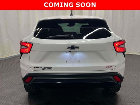 Used 2024 Chevrolet Trax RS w/ Driver Confidence Package FWD image 7