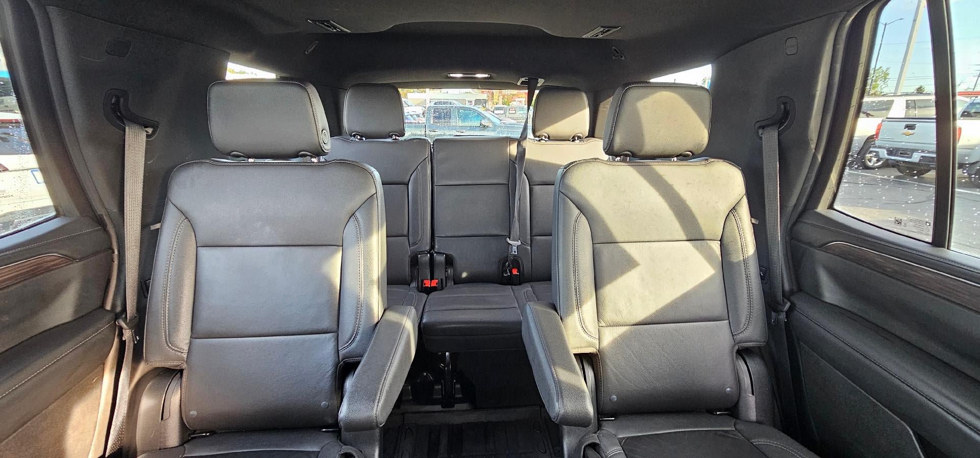 Used 2023 Chevrolet Tahoe LT w/ Luxury Package AWD/4WD image 12