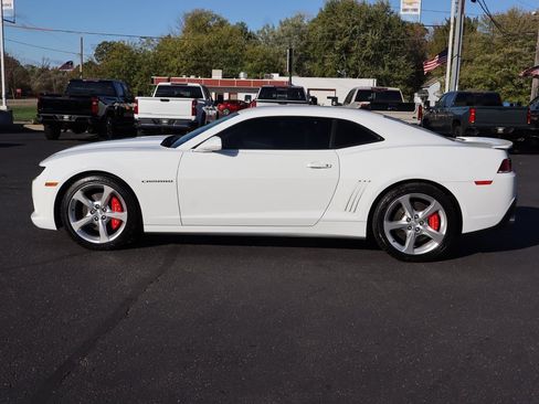 Used 2015 Chevrolet Camaro SS image 22
