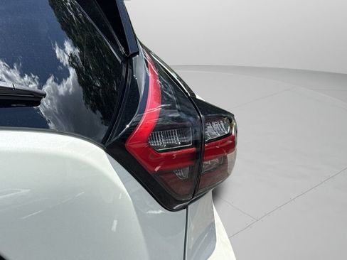 Certified 2023 Nissan Murano SV w/ SV Midnight Edition Package FWD image 17