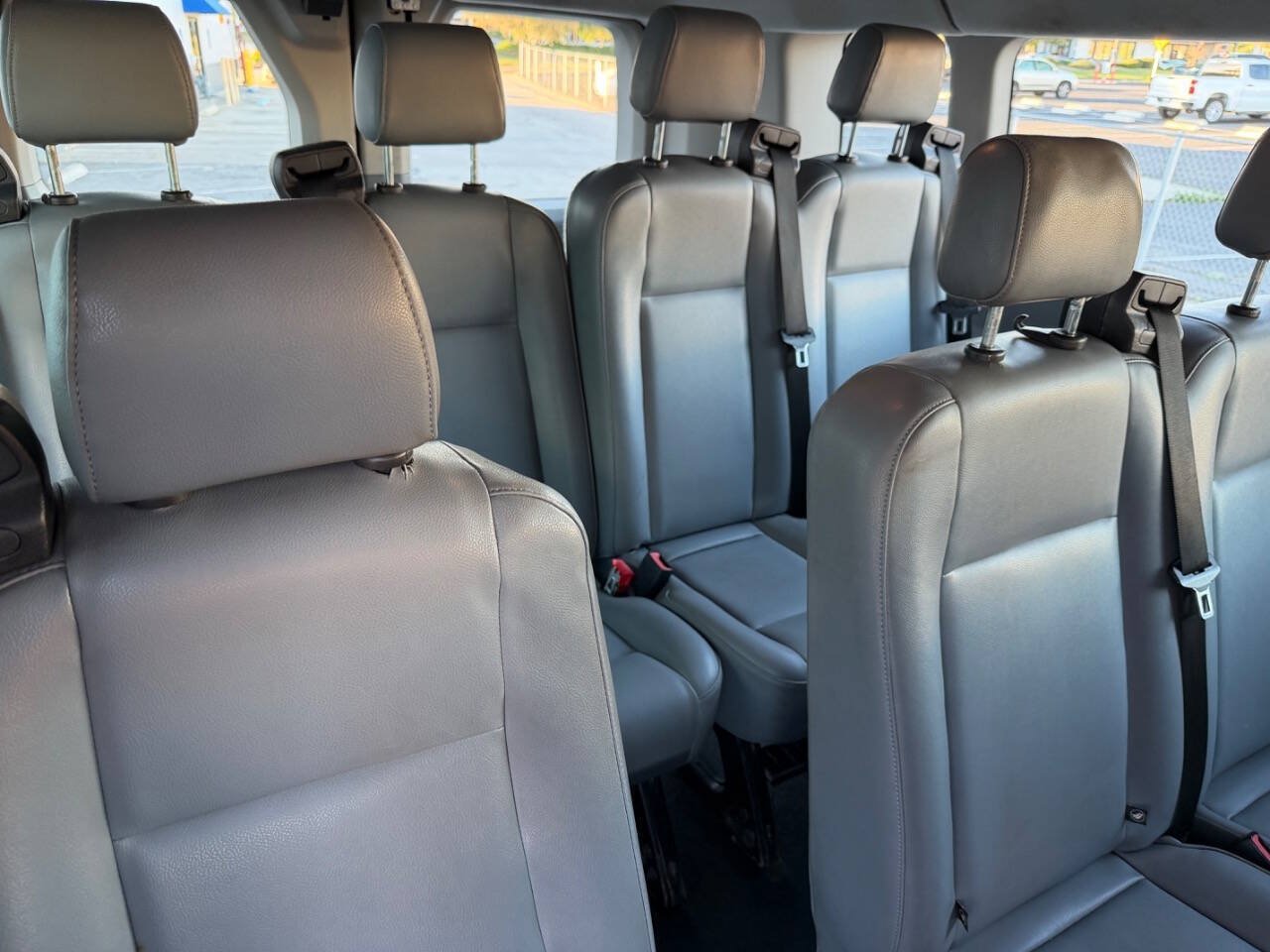 Used 2017 Ford Transit 350 XL RWD image 23